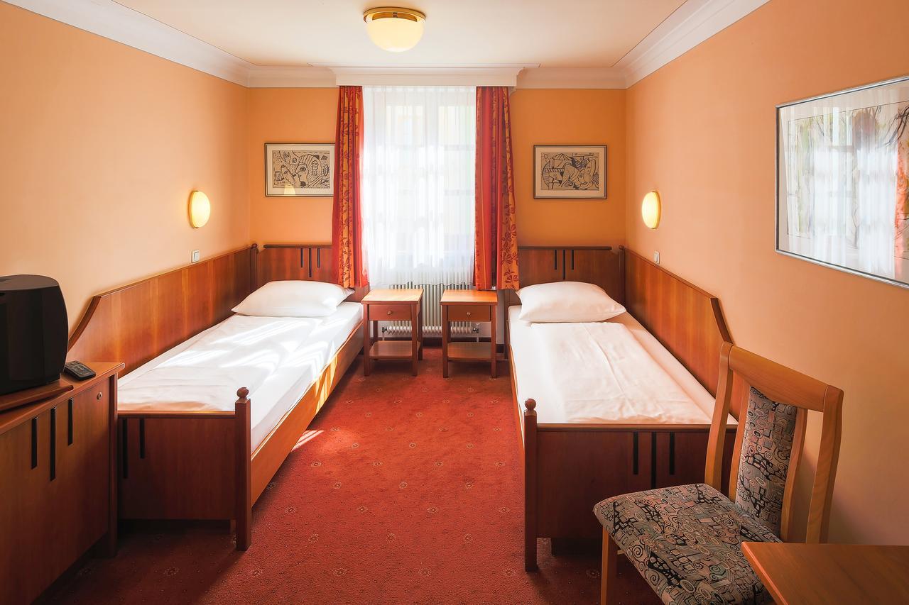 Hotel Mayrbrau Braunau am Inn Extérieur photo